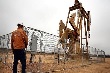 Giá dầu gồng mình tăng phiên thứ 6 liên tiếp